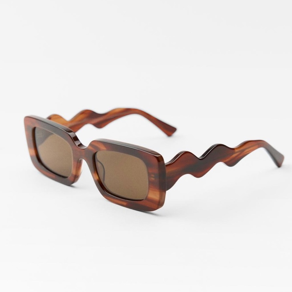 RECTANGULAR ACETATE SUNGLASSES
Color: Chocolate 
100% UV protection